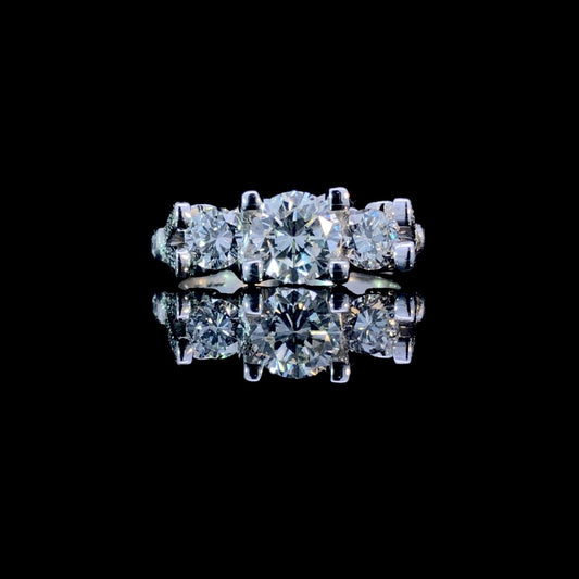 162652 - 2.07 ctw diamond ring