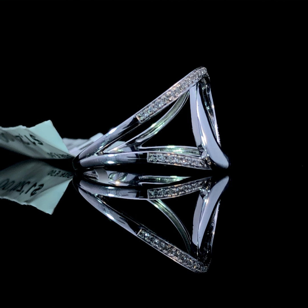 160907 - .14 ctw diamond ring