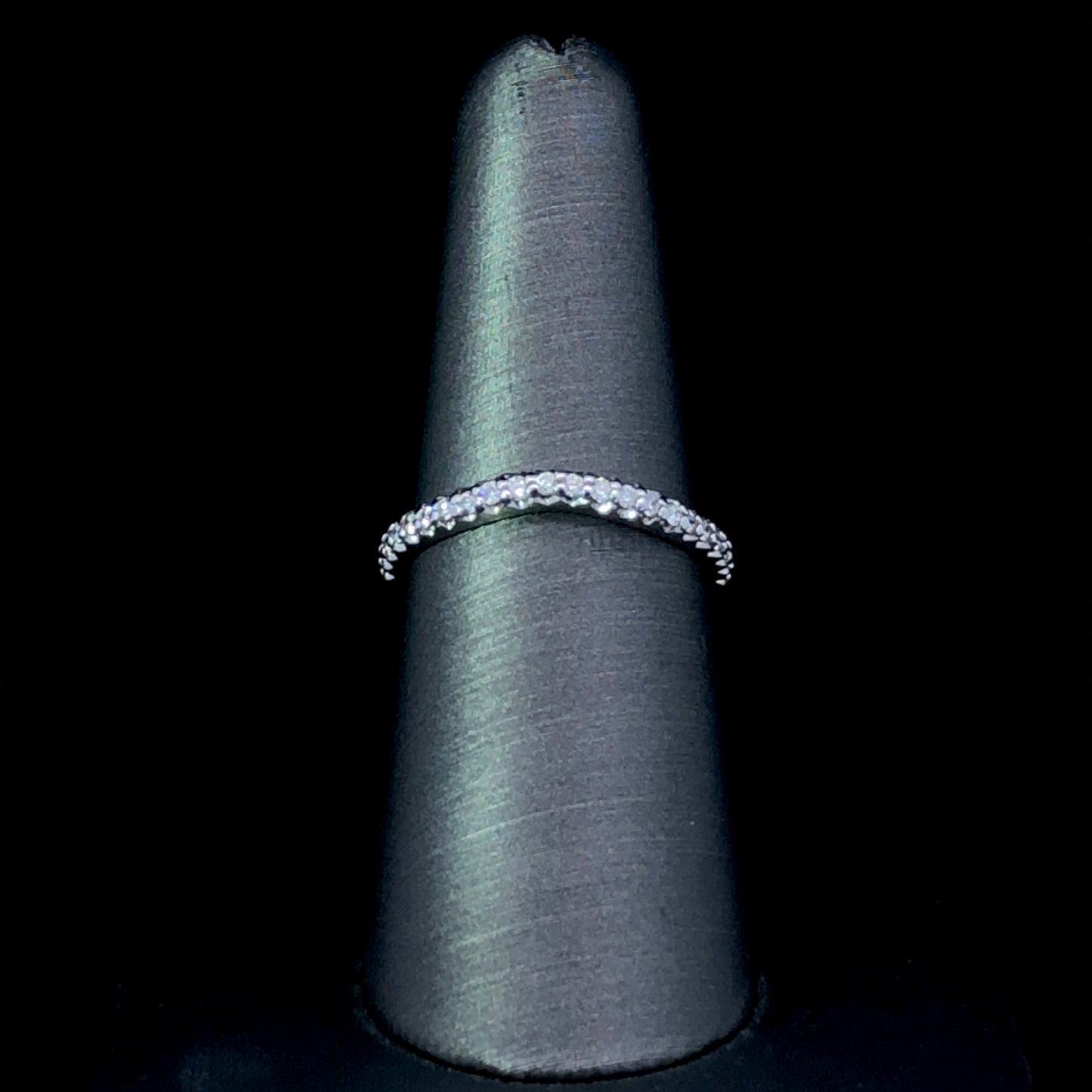 159651 - .33 ctw diamond band