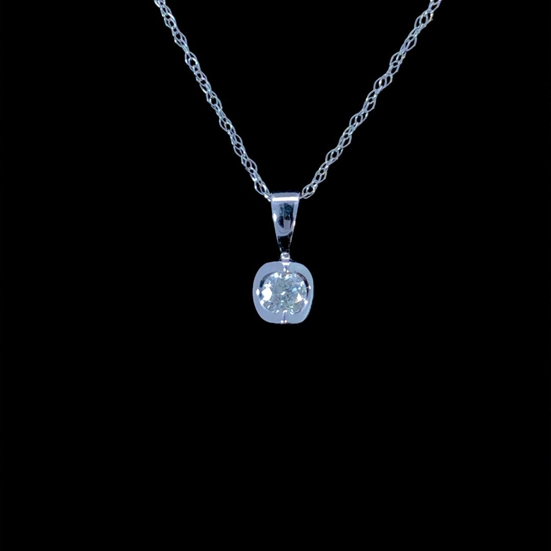 157974 - .15 ct diamond pendant