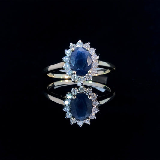 159928 - 1.31 ctw diamond and sapphire ring