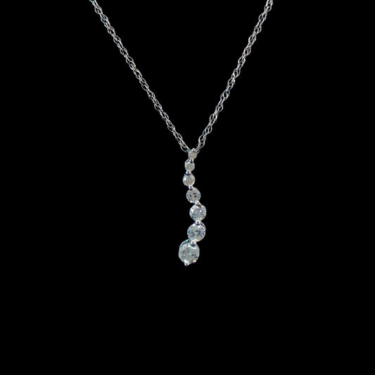 134241 - .25 ctw diamond pendant
