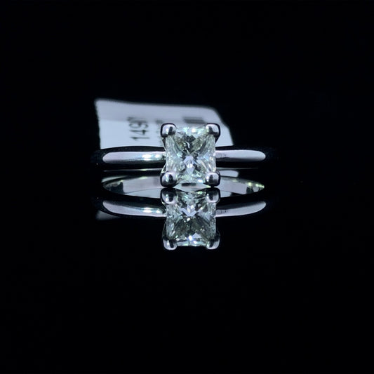 149071 - .71 ct diamond ring