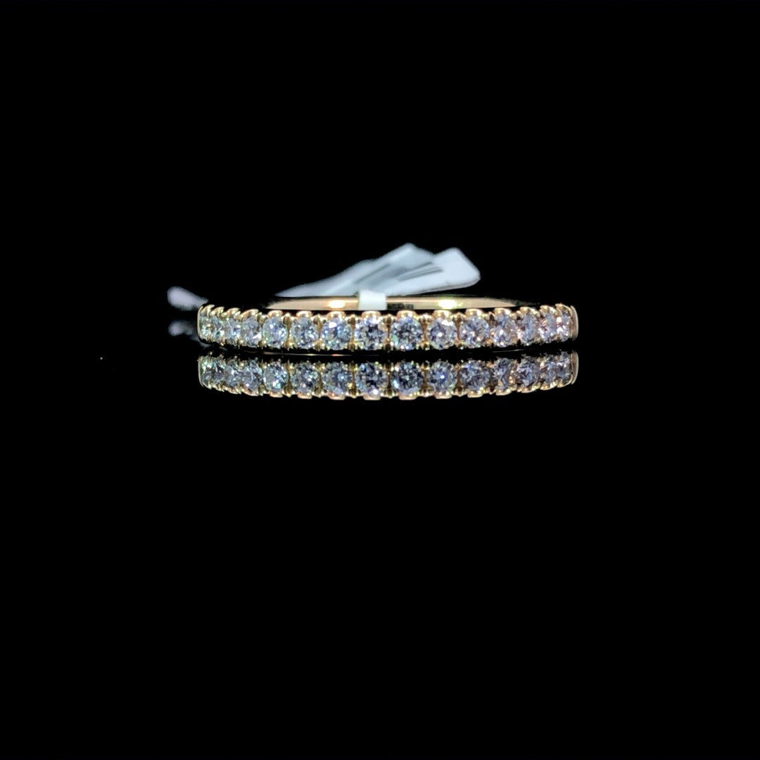 154627 - 25 ctw diamond band