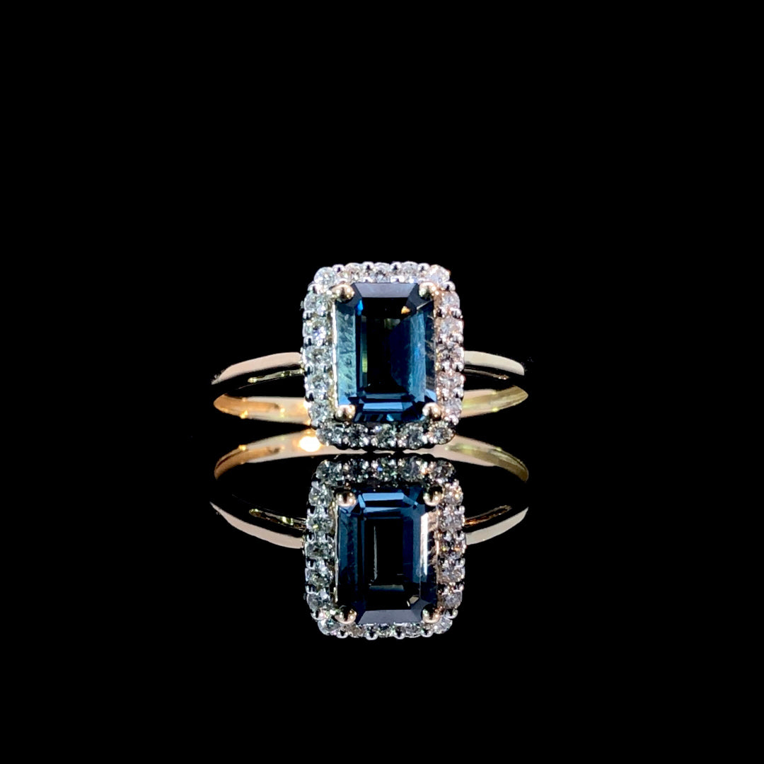 166535 - 1.00ctw topaz ring