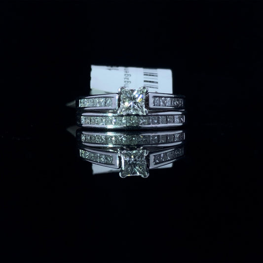 161762 - .67 ctw Diamond wedding set