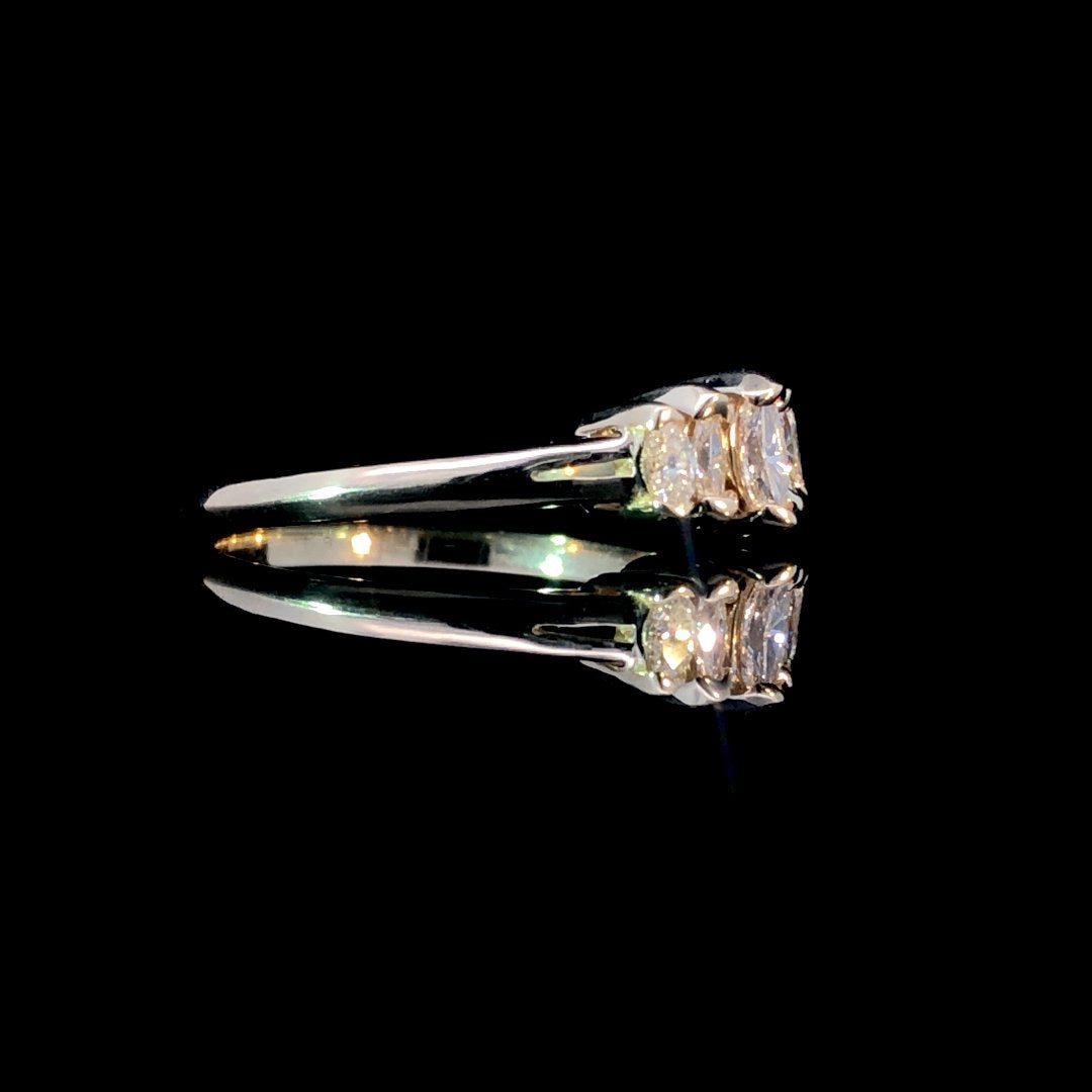 163732 - .40 ctw diamond ring