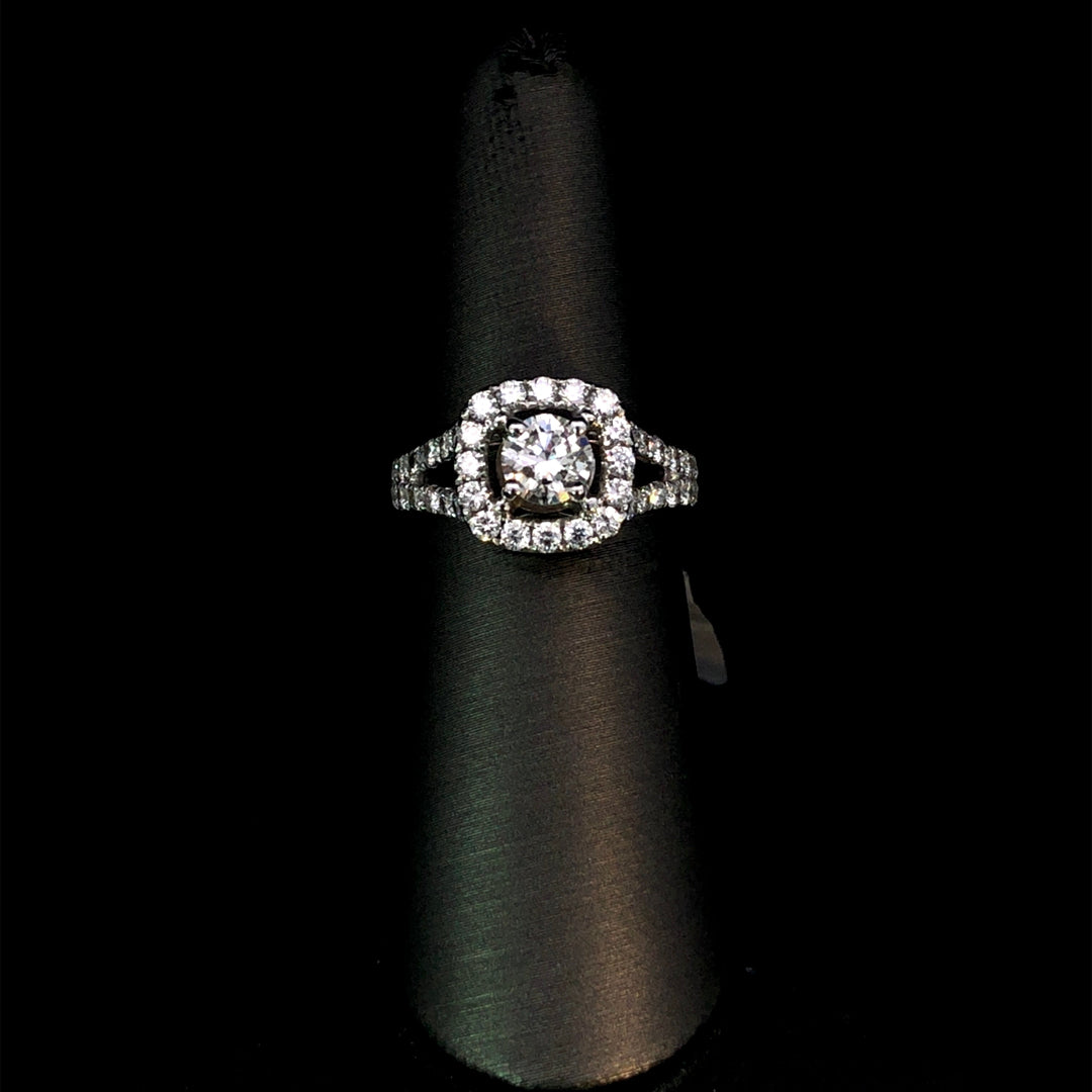 161943 - 1.56 ctw diamond ring