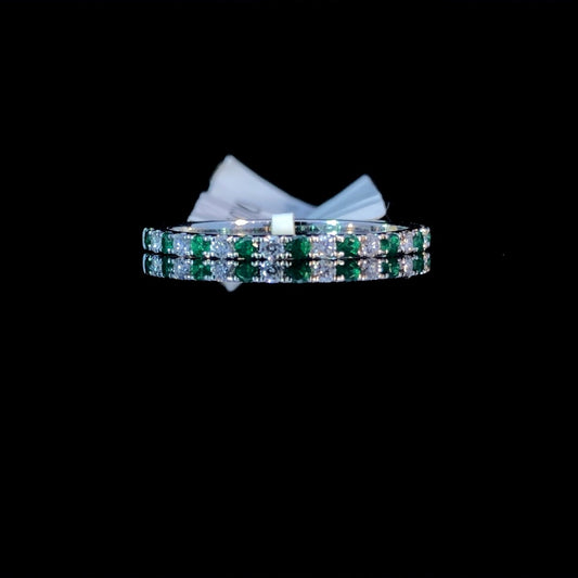 154381 - Emerald and diamond ring