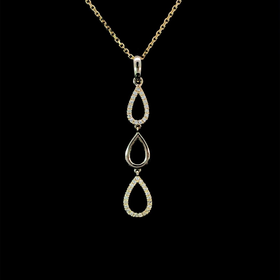 163917 - .15 ctw diamond pendant