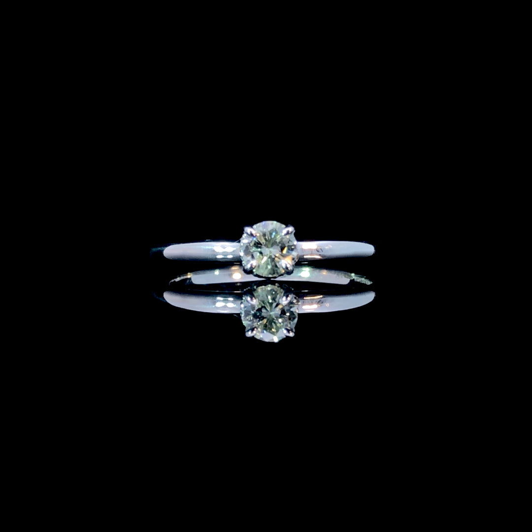166507 - .31ctw diamond ring