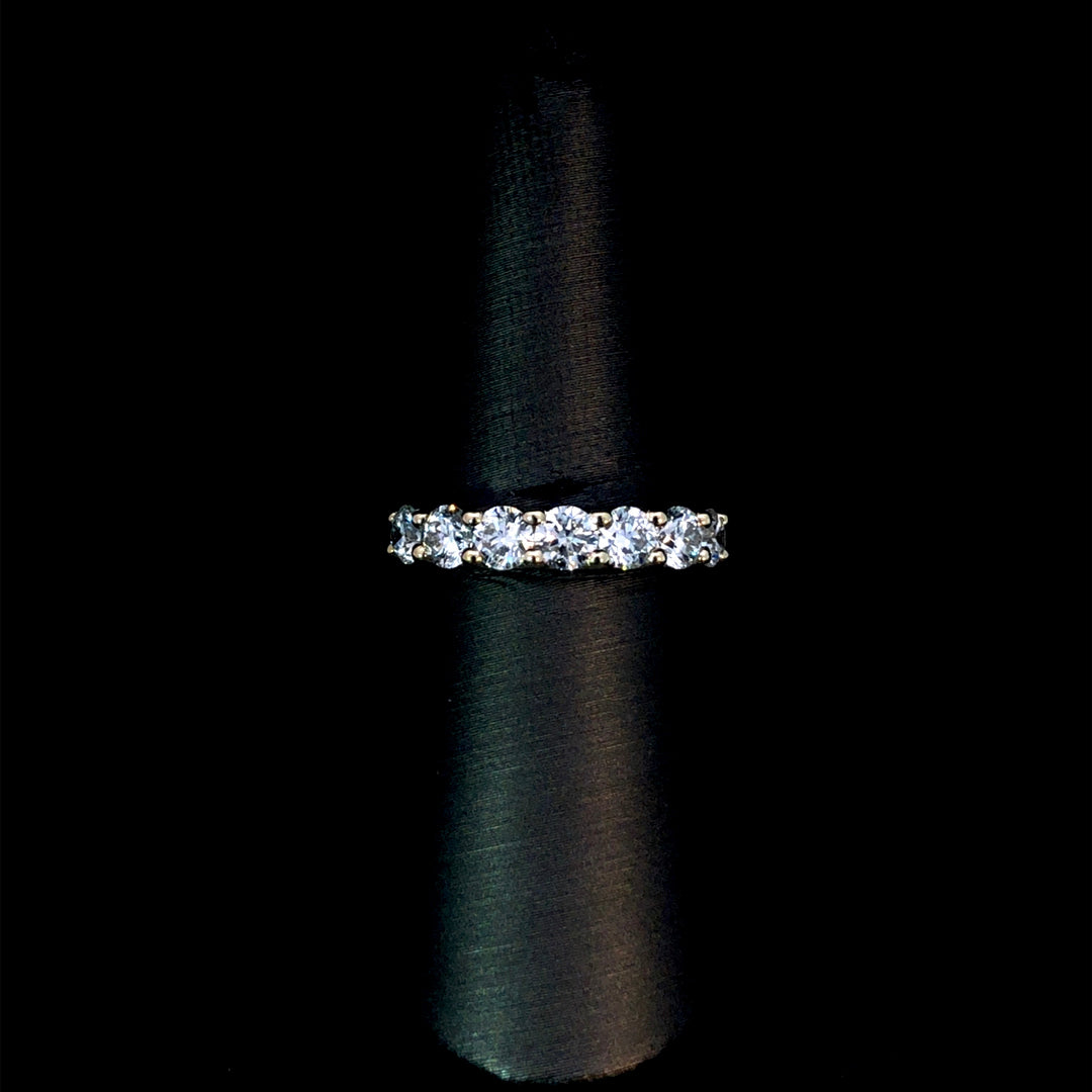 166520 - 1.73ctw diamond band