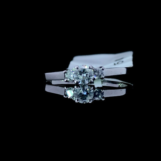 149832 - .26 ctw diamond ring