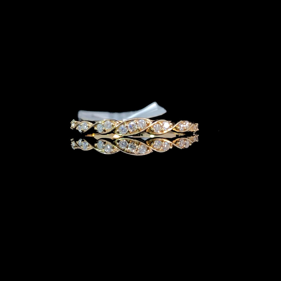 166087 - .16 ctw diamond band