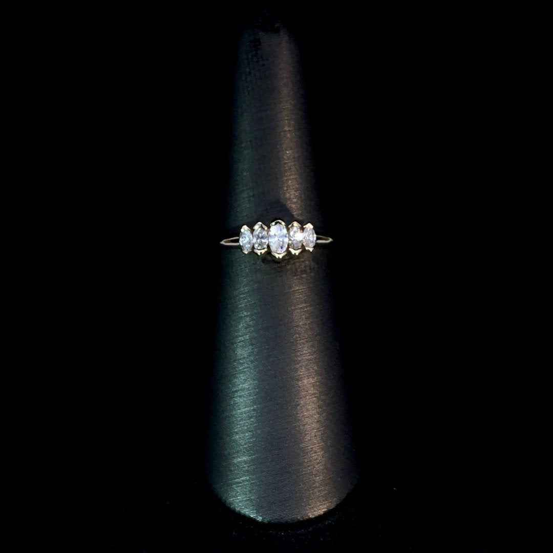 163732 - .40 ctw diamond ring