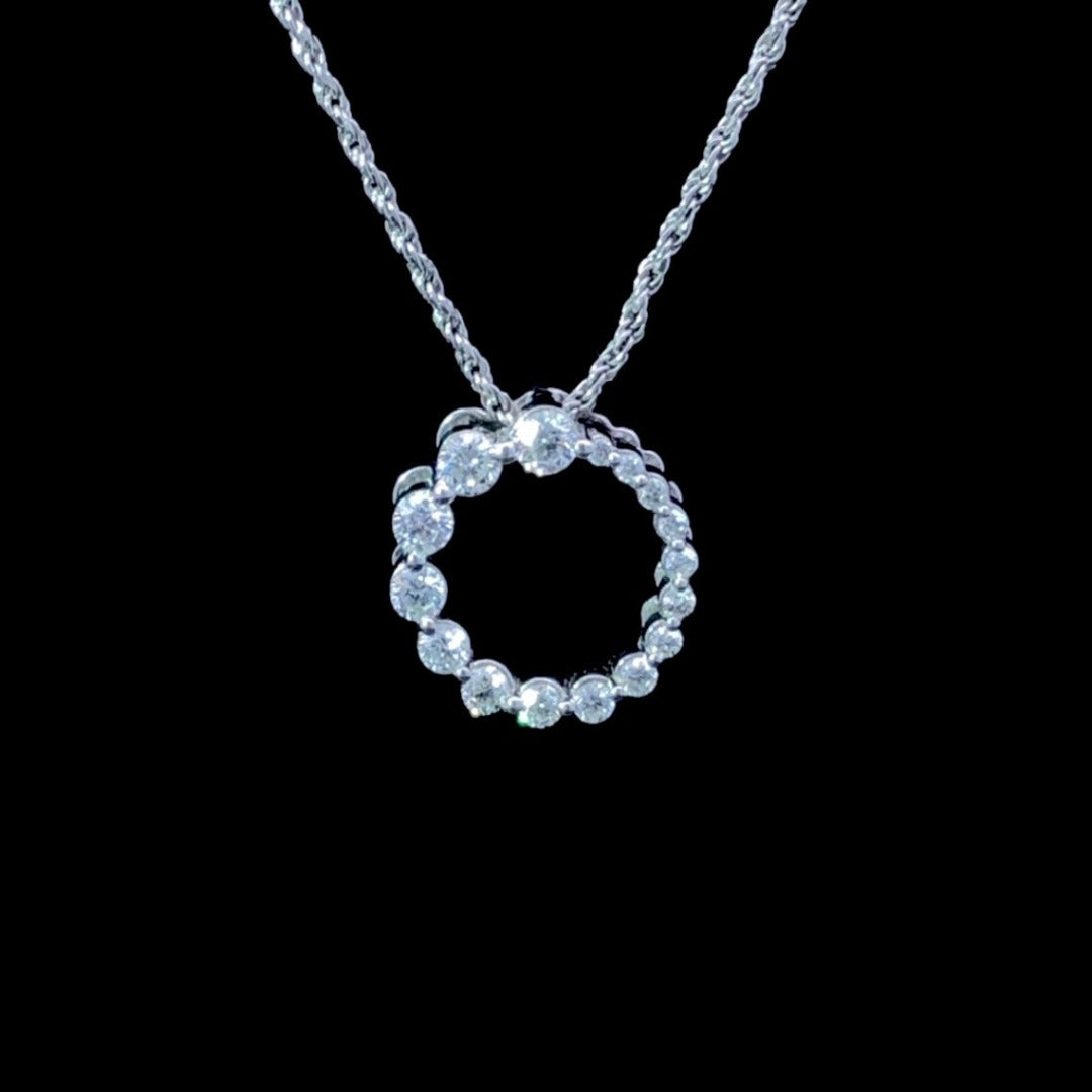 152352 - .50 ctw diamond pendant