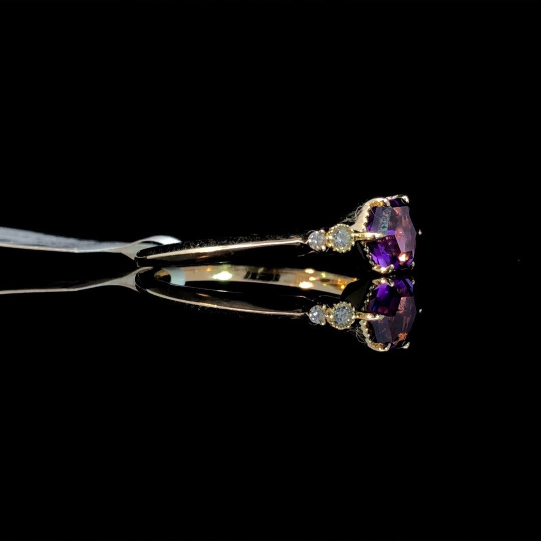 163350 - .57 ctw amethyst and diamond ring