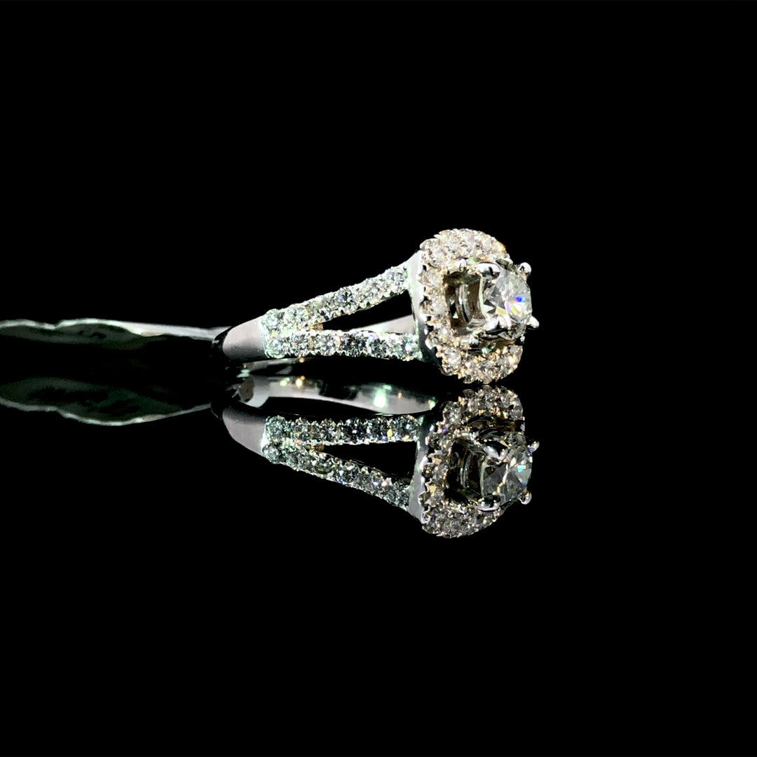 161943 - 1.56 ctw diamond ring