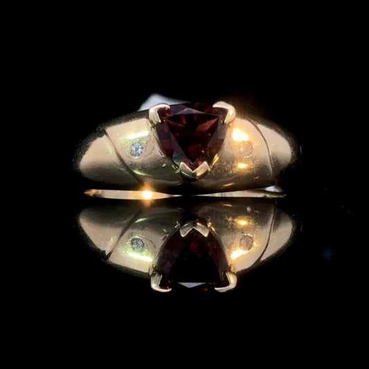 Garnet and diamond ring