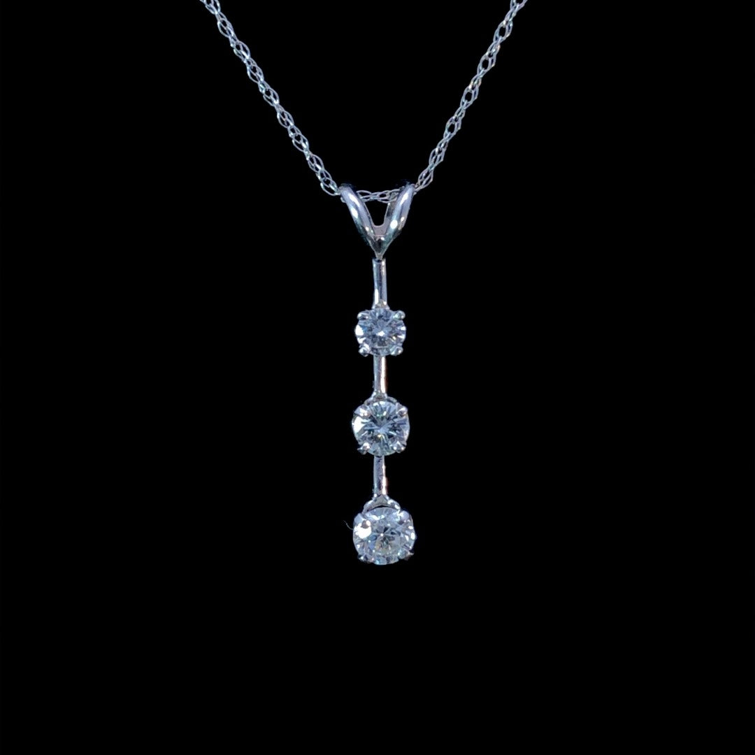 161418 - .50 ctw diamond pendant