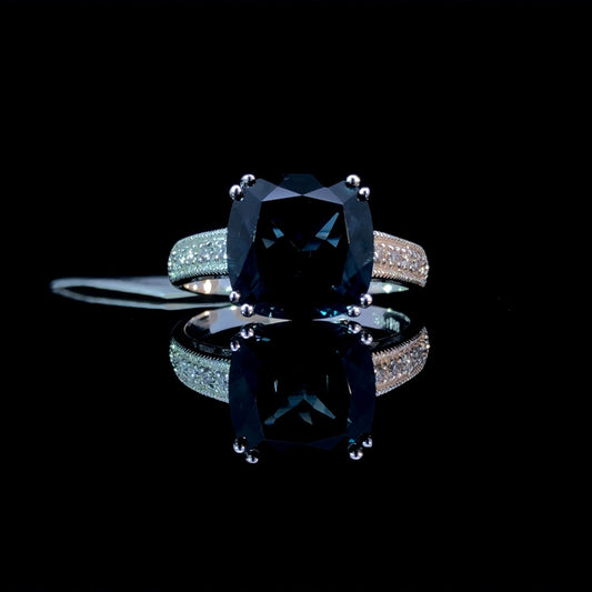 4.26 ctw blue topaz and diamond ring