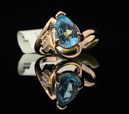 1.43 ctw blue topaz and diamond ring