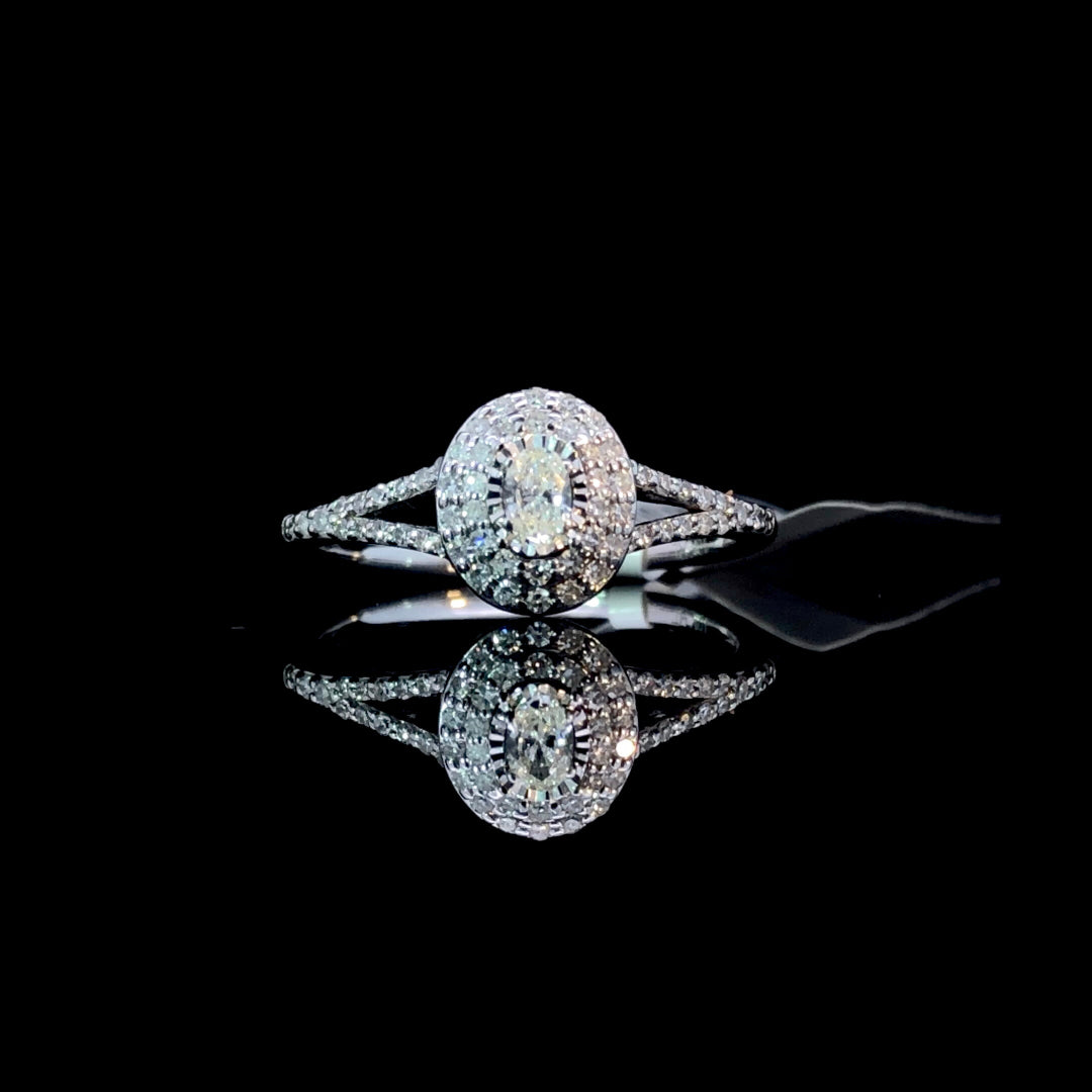 165113 - .70 ctw diamond ring