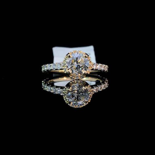 162998 - 1.55 ctw diamond ring