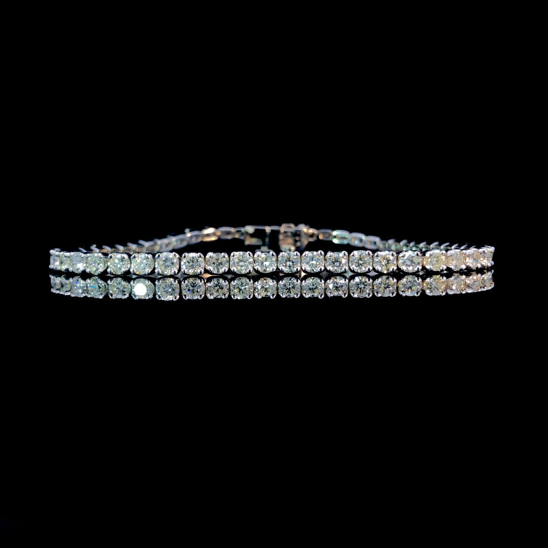 159243 - 4.95 ctw diamond bracelet