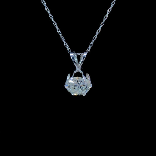 1.56 ctw diamond pendant