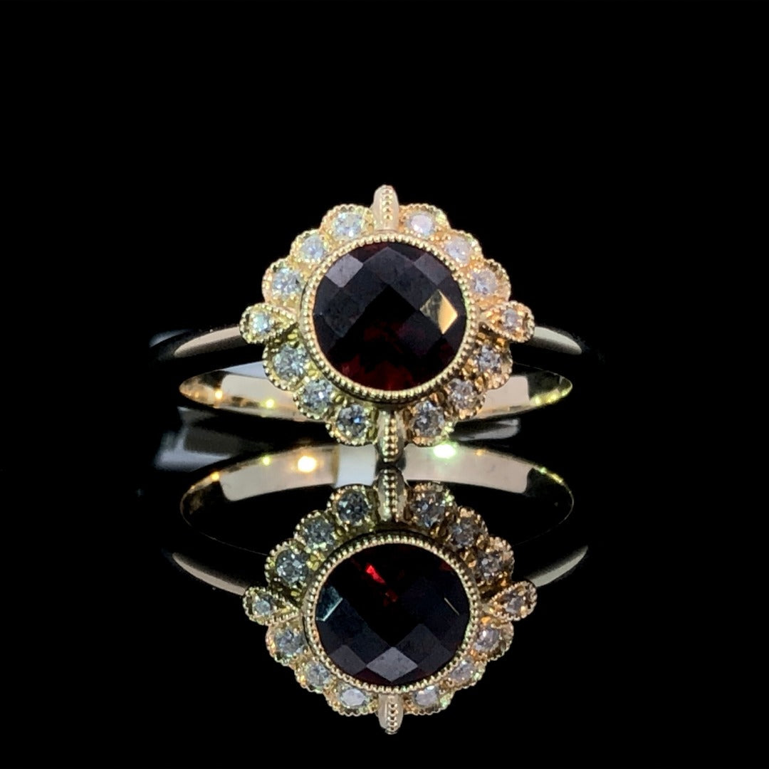 1.26 ctw garnet and diamond ring