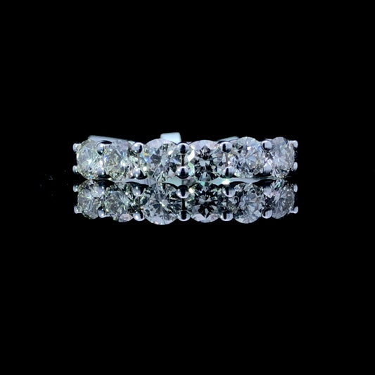 159291 - .90 ctw diamond band