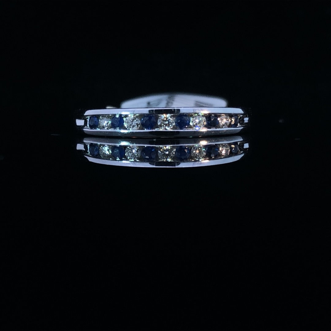 157357 - .20 ctw diamond and sapphire band