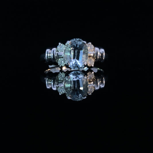159660 - Aquamarine and diamond ring