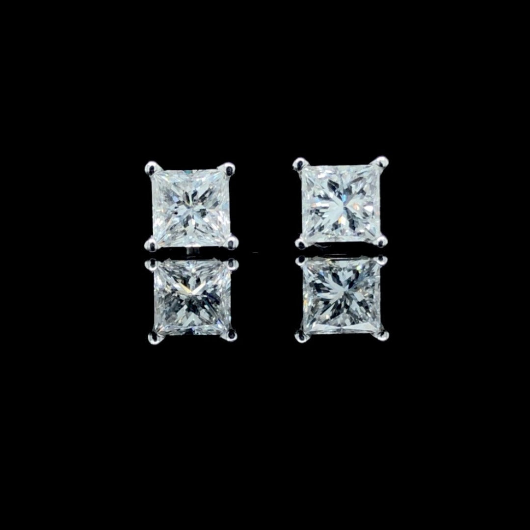 1.07 ctw diamond studs