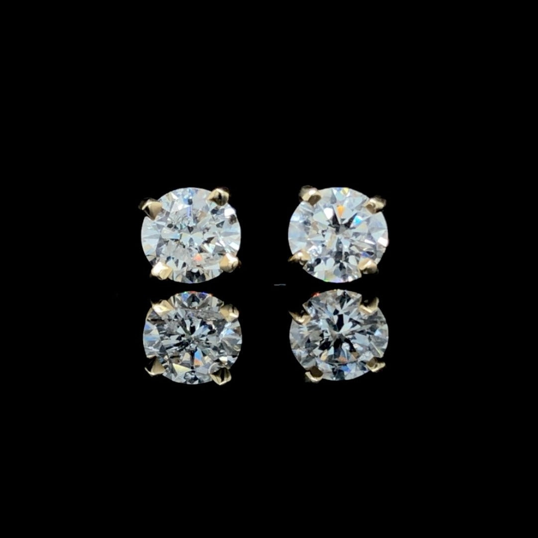 1.05 ctw diamond studs