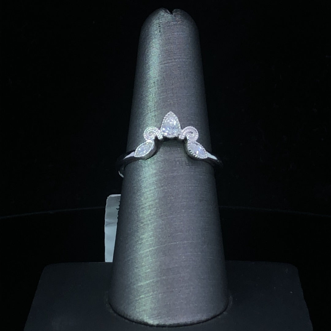 156397 - .32 ctw diamond band