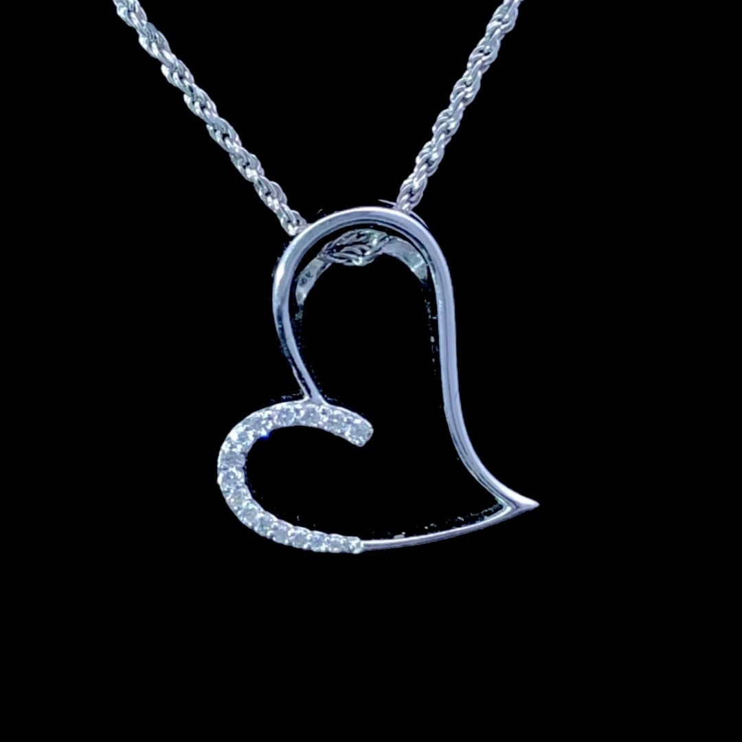 154538 - .09 ctw diamond pendant