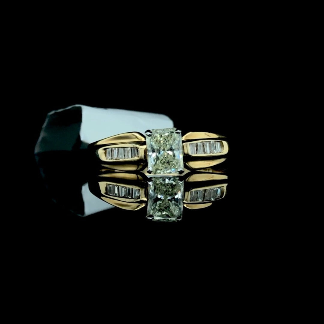 108718 - .68 ctw radiant diamond ring