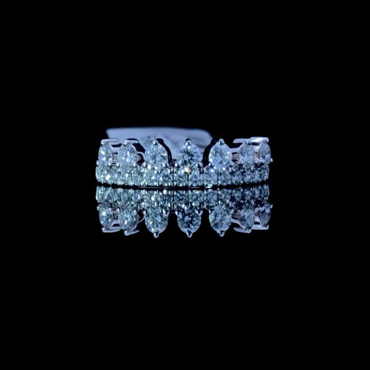 158599 - .66 ctw diamond band