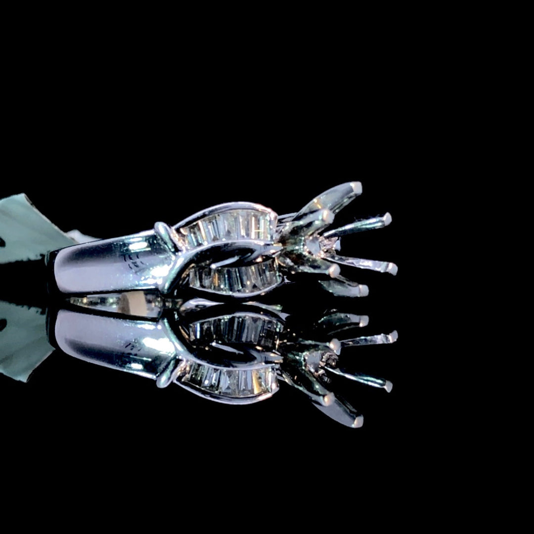 113591 - .38 ctw diamond semi mount