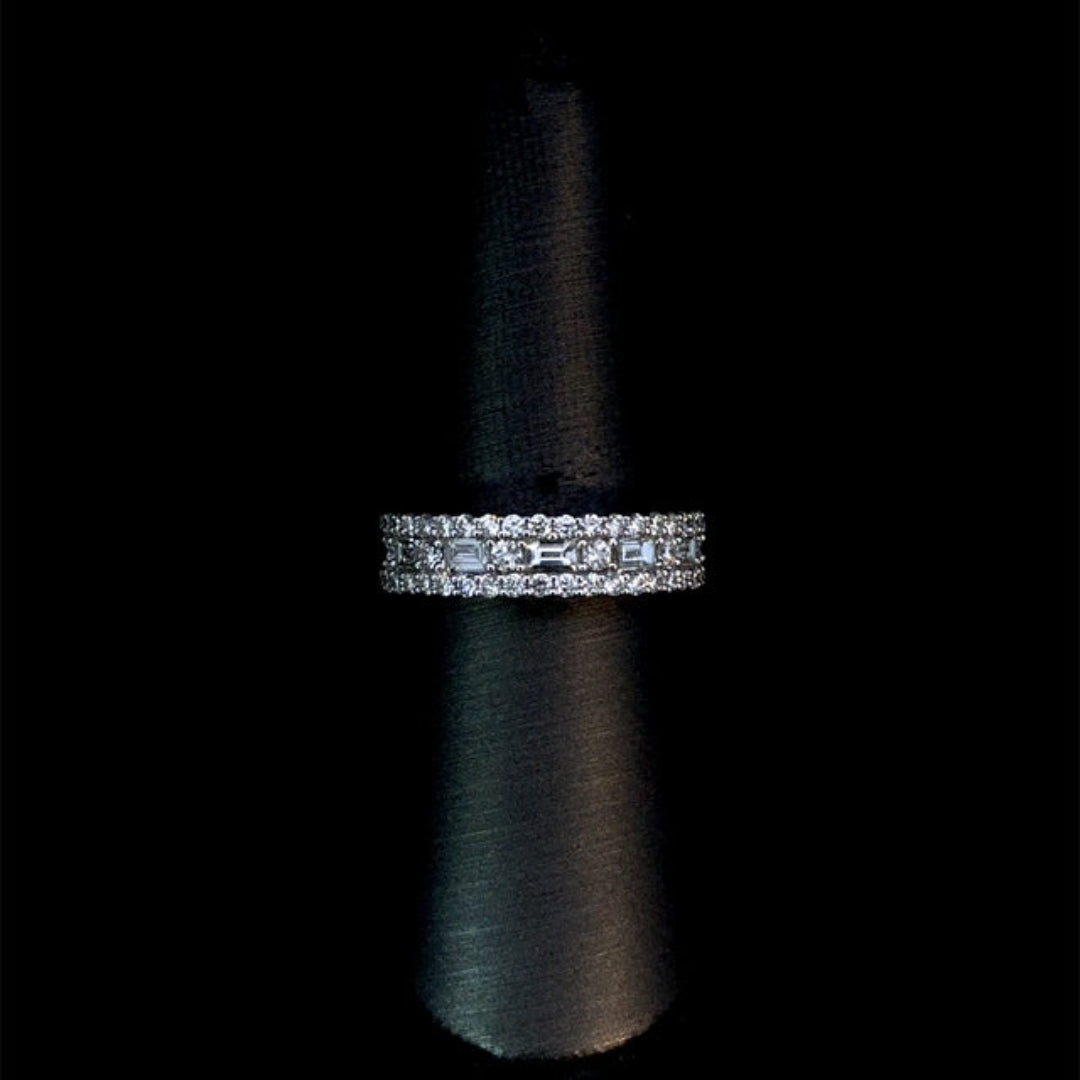 165872 - 1.32ctw diamond band