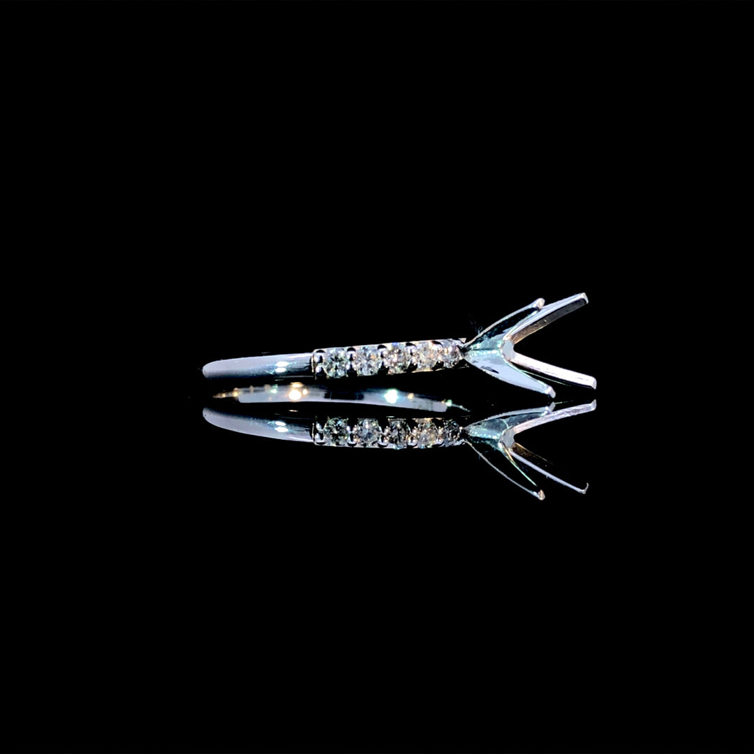 165878 - .24ctw diamond semi mount