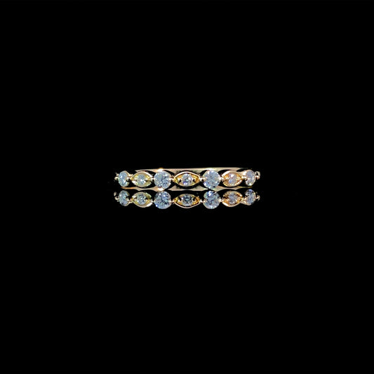165927 - .17 ctw diamond band