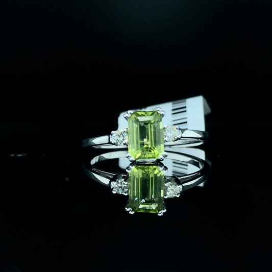 159951 - .90 ctw peridot and diamond ring