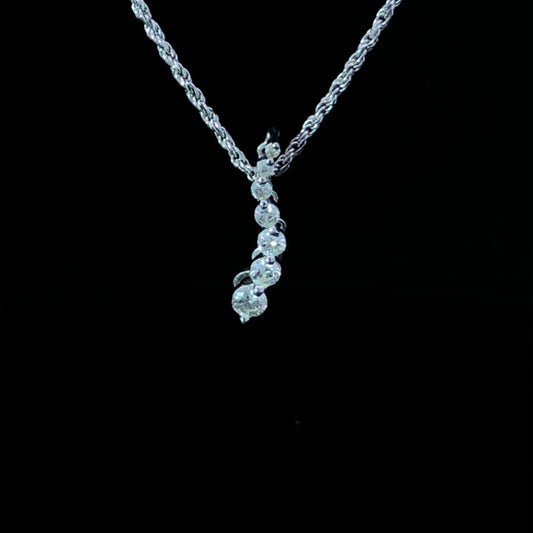 .25 ctw diamond pendant