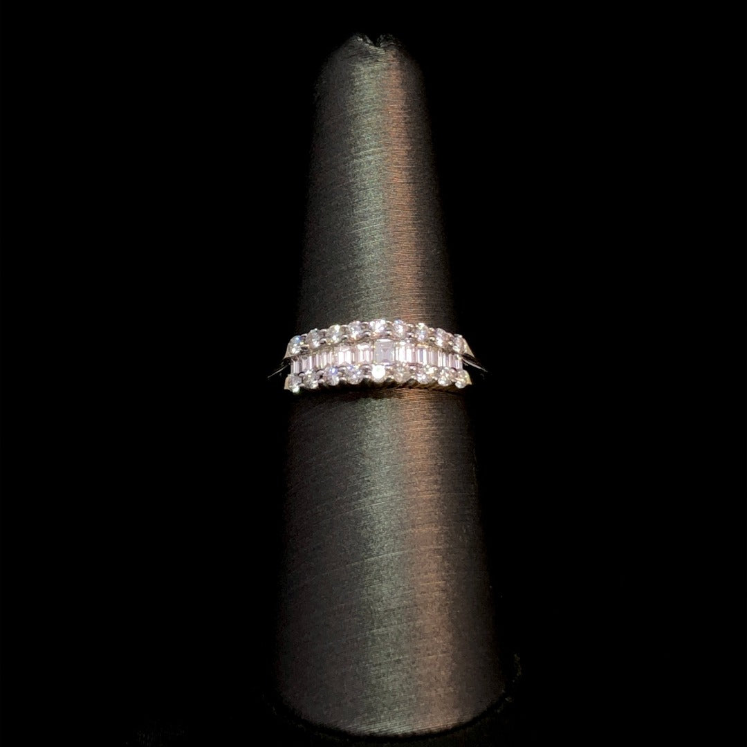 157144 - .79 ctw diamond ring