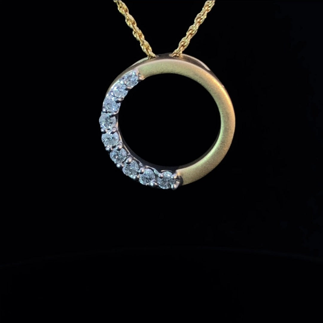 .50 ctw diamond pendant