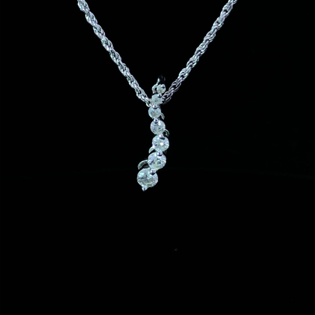 134241 - .25 ctw diamond pendant
