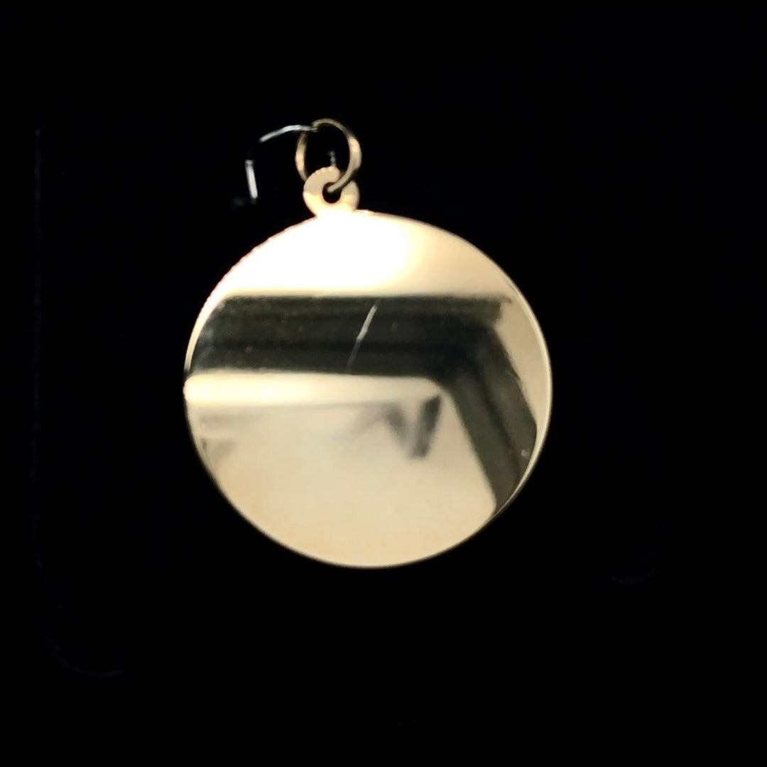 Gold pendant